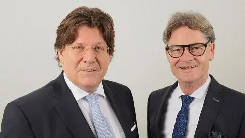 Robert Freitag und Thomas Meier, Geschäftsleiter der Sutor Bank